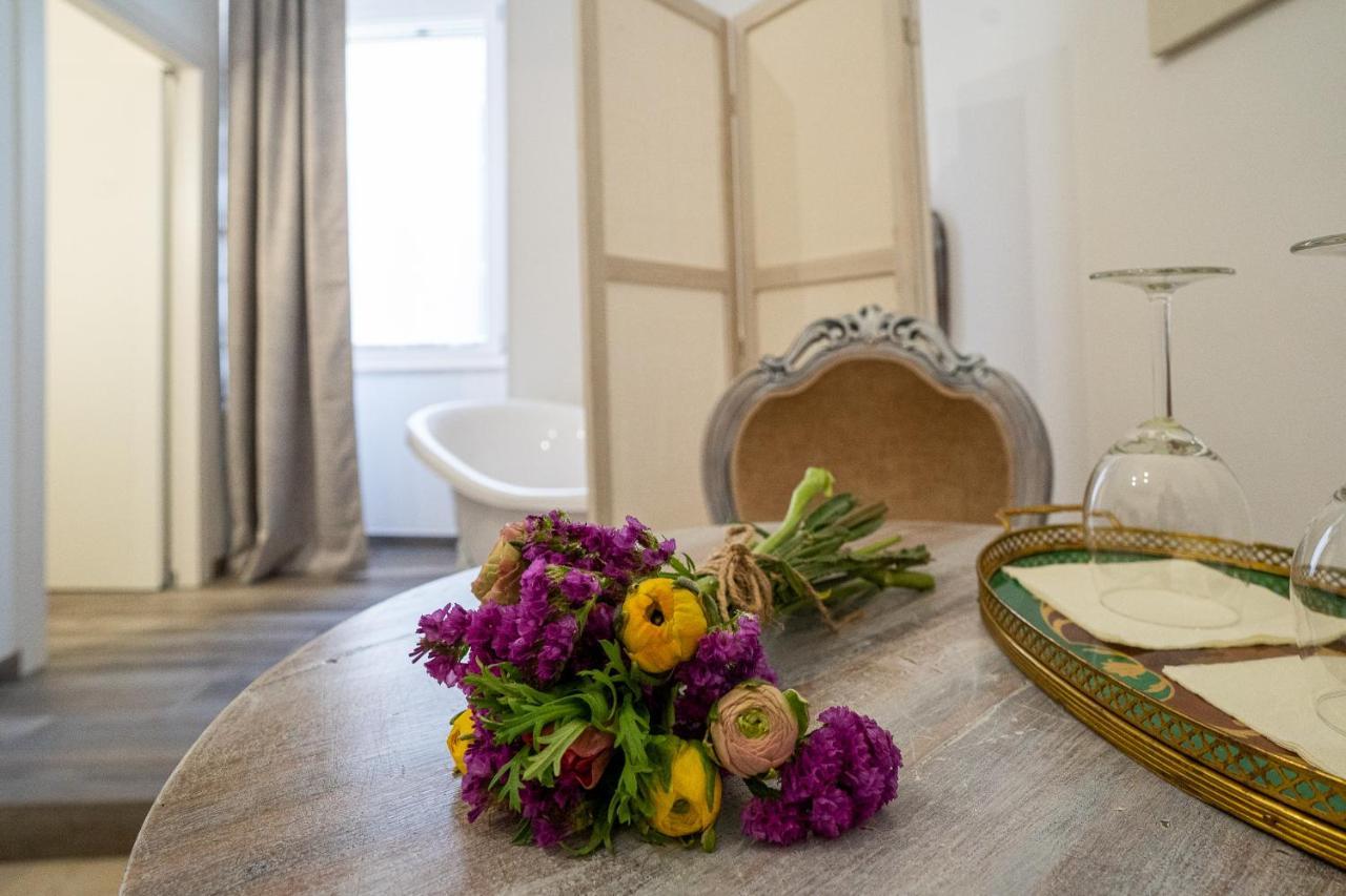 Corte Pietrantica - Charming Rooms & Suites Джовинаццо Экстерьер фото