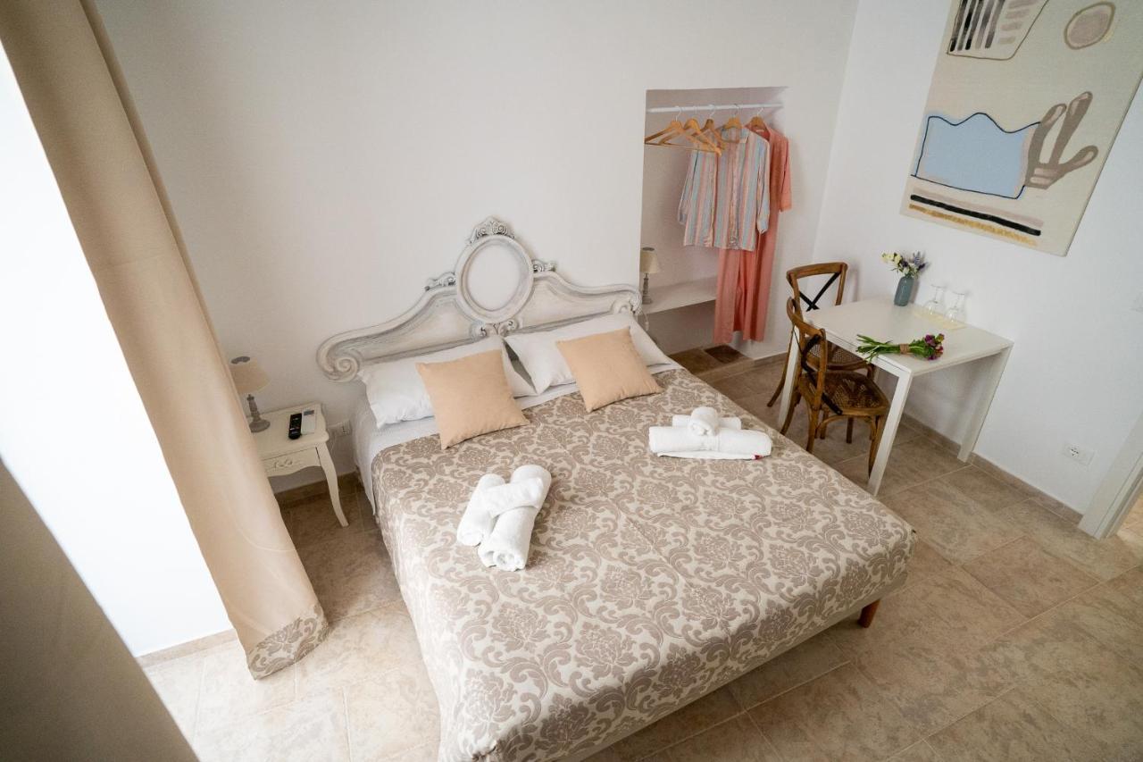 Corte Pietrantica - Charming Rooms & Suites Джовинаццо Экстерьер фото