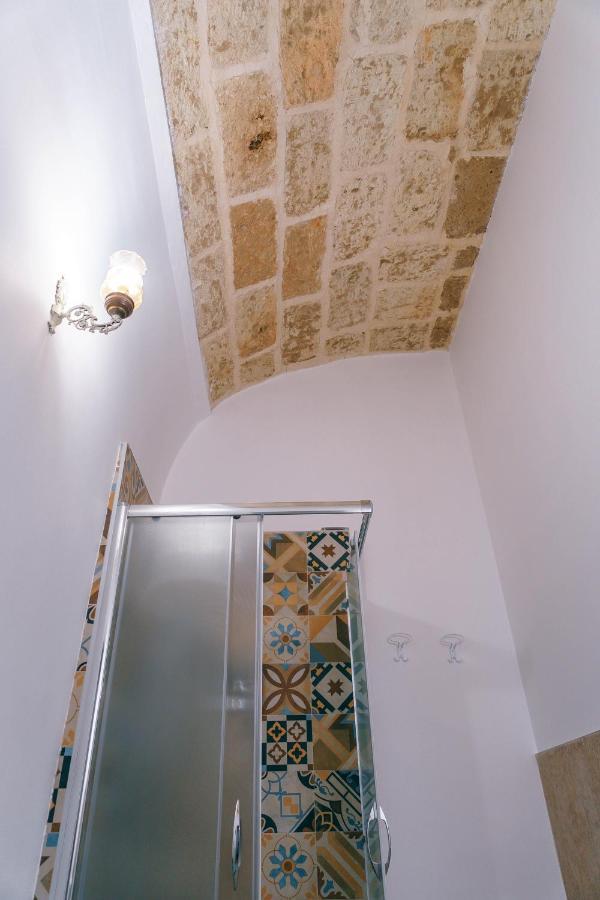 Corte Pietrantica - Charming Rooms & Suites Джовинаццо Экстерьер фото