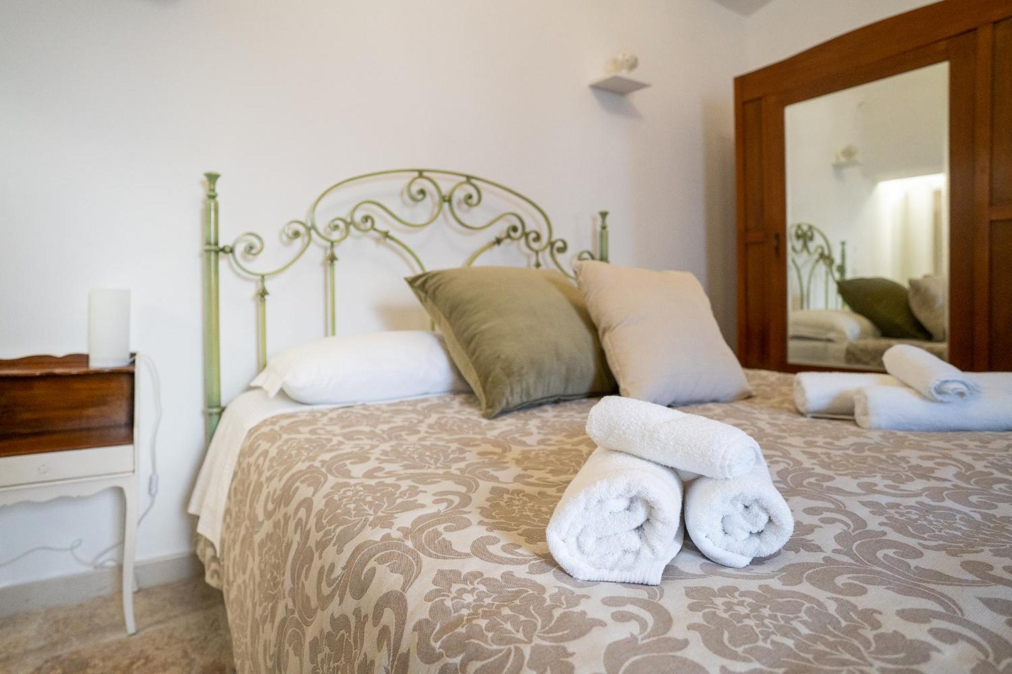 Corte Pietrantica - Charming Rooms & Suites Джовинаццо Номер фото