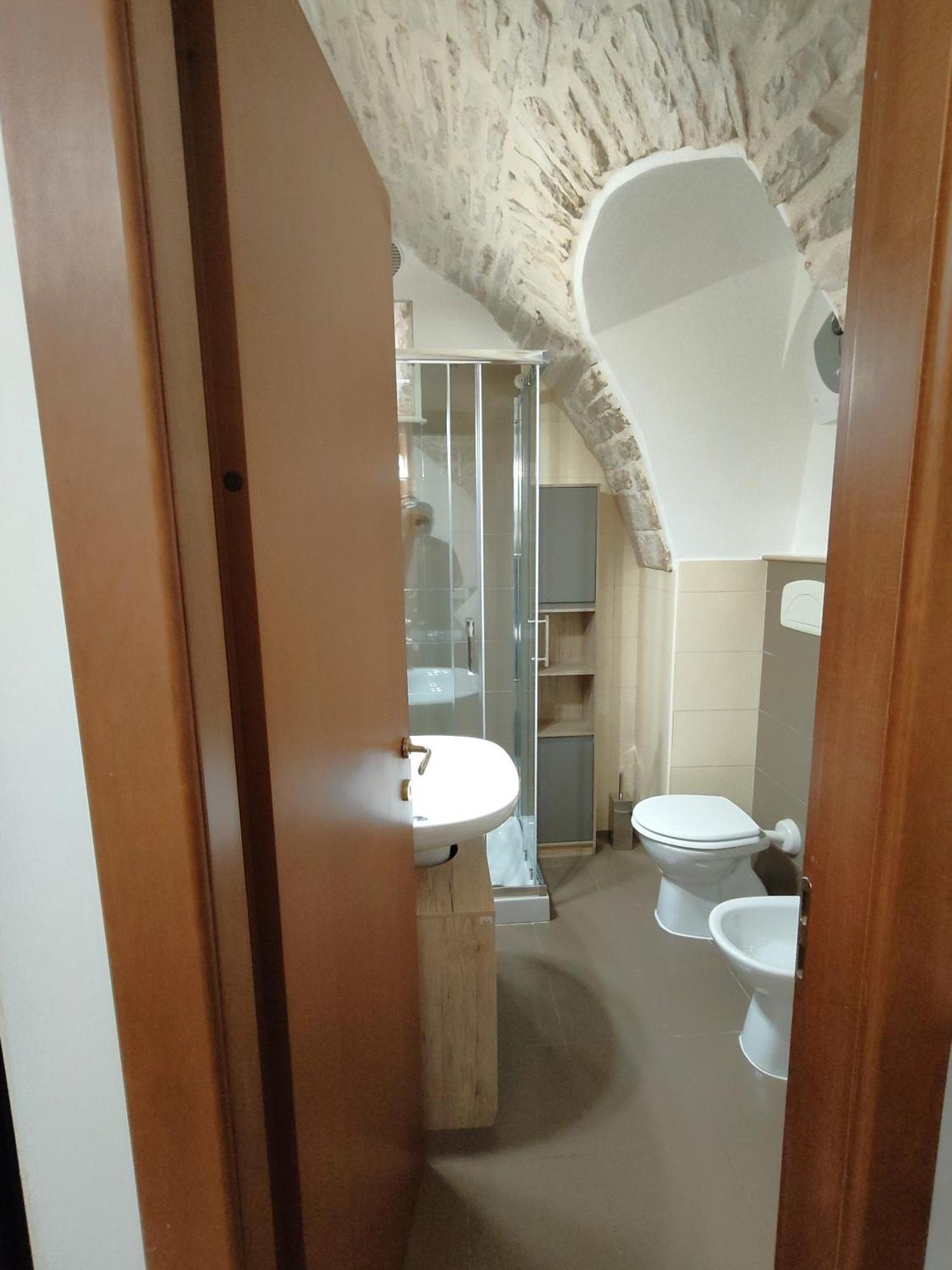 Corte Pietrantica - Charming Rooms & Suites Джовинаццо Экстерьер фото